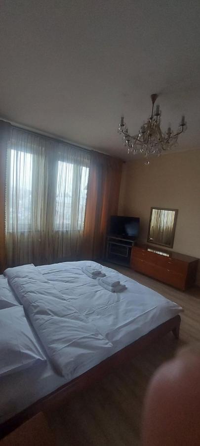 Stylish Deluxe Apartments!!! Lviv Buitenkant foto