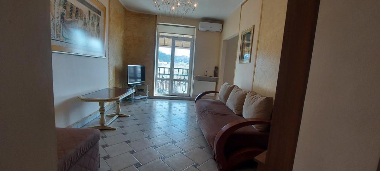 Stylish Deluxe Apartments!!! Lviv Buitenkant foto