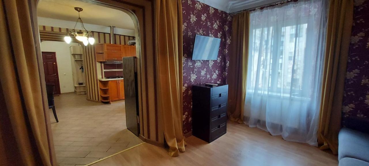Stylish Deluxe Apartments!!! Lviv Buitenkant foto