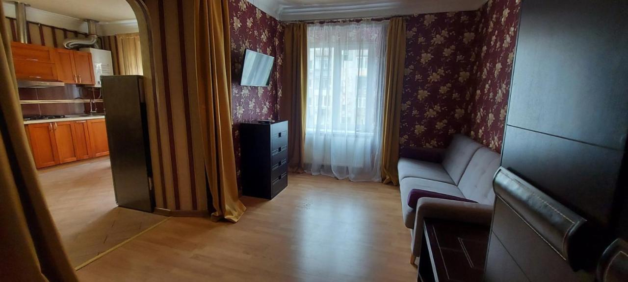 Stylish Deluxe Apartments!!! Lviv Buitenkant foto